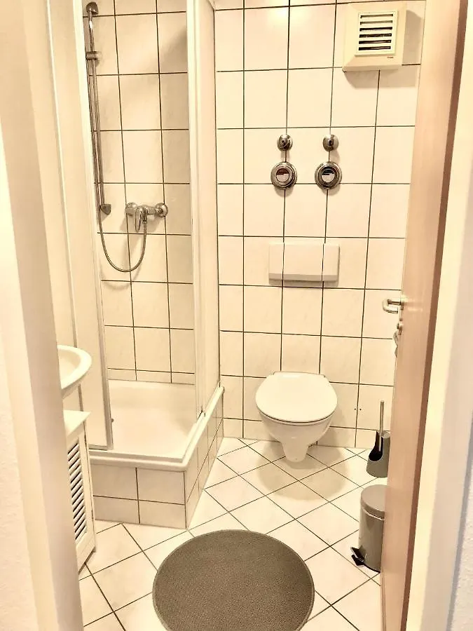 Helles Und Ruhiges Apartment Direkt Am Flughafen Leipzig Halle Schkeuditz